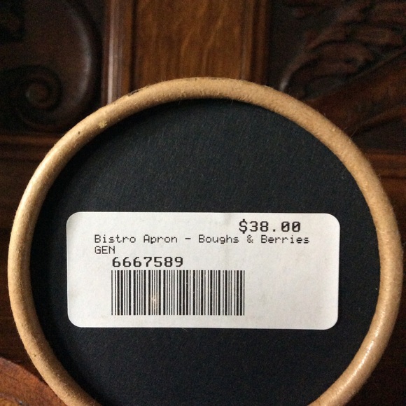 Broughs+Berries Bistro Apron 🌿🌱 - Picture 3 of 13